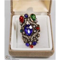 3D LUXURY  INLAID MULTICOLOR STONE CRYSTAL FEMALE