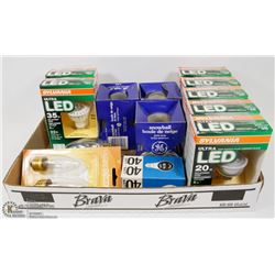 FLAT OF LIGHT BULBS.