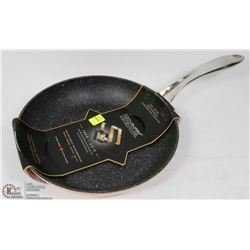 9.5" THE ROCK FRYING PAN