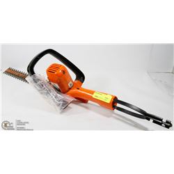 BLACK AND DECKER 16" HEDGE TRIMMER