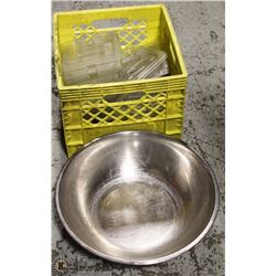 CRATE OF METAL AND PLASTIC INSERT LIDS WITH