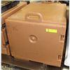 Image 1 : LARGE CAMBRO HOT/COLD TRANSPORT CONTAINER