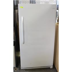 FRIGIDAIRE STAND UP FRIDGE 34" X 29" X 67"