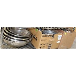 SHELF CONTAINING MIXING BOWLS, BAKING TRAYS,