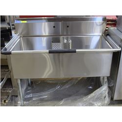 ME#1, DOUBLE COMPARTMENT STAINLESS STEEL SINK