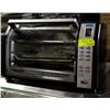 Image 1 : BLACK AND DECKER CONVECTION TOASTER OVEN