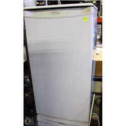 DANBY 3.2L MINI FRIDGE