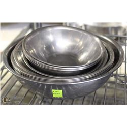 LOT OF 16 SMALL METAL BOWLS