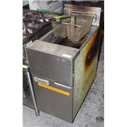 FRYMASTER DEEPFRYER