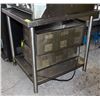 Image 1 : STAINLESS STEEL PREP TABLE 27" X 30" X 30"