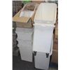 Image 1 : LOT OF 6 DRY GOODS STORAGE BINS