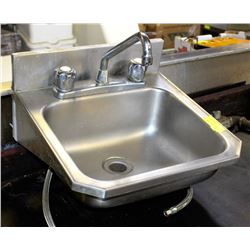STAINLESS STEEL SINK BASIN 17" X 17"