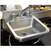 Image 1 : STAINLESS STEEL SINK BASIN 17" X 17"