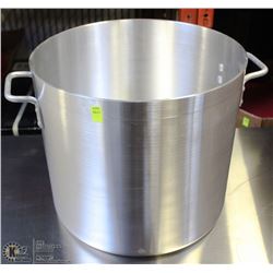 NEW ICB 32 QUART STOCK POT