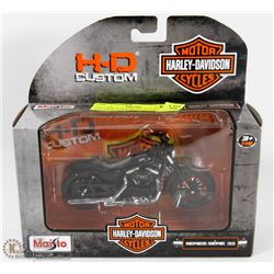 DIE CAST 1:18 HARLEY DAVIDSON 2014 SPORTSTER IRON