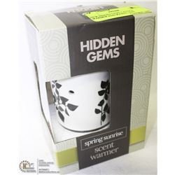 NEW HIDDEN GEMS CANDLE WARMER AND WAXES, THIS