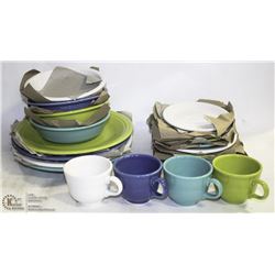 FIESTA BRIGHT COLOURS 20PC DINNER SET,MSRP 229.99