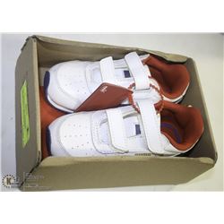 CHILDRENS PUMA RUNNING SHOES,SIZE 9 ,RED,WHITE ,