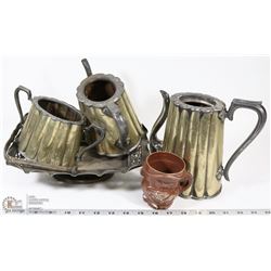 ESTATE BOX WITH SILVERPLATED SERVINGWARE