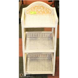 ESTATE WICKER AND WOOD  SHELF