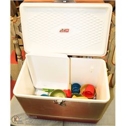 VINTAGE COLEMAN COOLER WITH PLASTIC DISHES