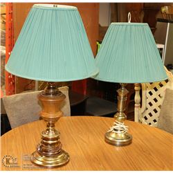 ASSORTMENT OF 2 ESTATE BRASS FINISH LAMPS