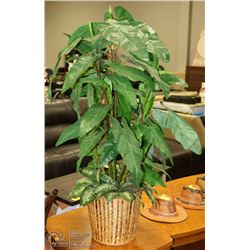 4FT ARTIFICIAL PLANT.