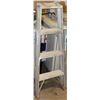 Image 1 : 4' ALUMINUM LADDER
