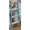 4' ALUMINUM LADDER