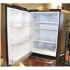 Image 2 : GE 20.9 CUFT BOTTOM FREEZER REFRIGERATOR