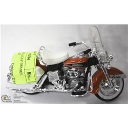 1:18 HARLEY ORANGE ELECTRA GLIDE.