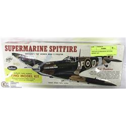 VINTAGE SUBMARINE SPITFIRE MODEL KIT.