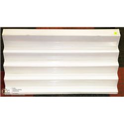 COSMETICS DISPLAY SHELF