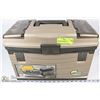 Image 1 : NEW PLANO GUIDE SERIES TACKLE BOX WITH 4 INTERNAL