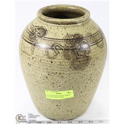 CLAY POT WITH FLORAL DESIGN PATTERN AROUND RIM.