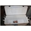 Image 2 : IGLOO 150 QUART MARINE COOLER