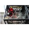 Image 1 : CRATE OF BEER MUGS