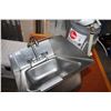 Image 1 : SMALL SINK AND SMALL WATER TANK 9 1/2 LITRE