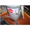 Image 2 : SMALL SINK AND SMALL WATER TANK 9 1/2 LITRE
