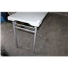 Image 2 : FOLDING MARKET TABLE