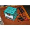 Image 1 : BATTERY CHARGER