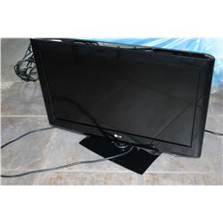 LG 32 INCH FLATSCREEN TV