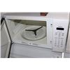 Image 2 : WHITE GALAXY MICROWAVE