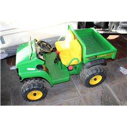 JOHN DEERE GATOR RIDE ON TOY WITH CHARGER WORKING