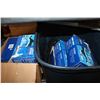 Image 1 : TOTE OF EXTERIOR SWAG LIGHTS
