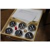 Image 2 : BOCCE BALL SET