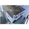 Image 1 : TOY BOX