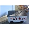 Image 2 : TOY BOX