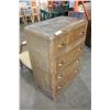 Image 2 : 4 DRAWER VINTAGE HIGHBOY DRESSER