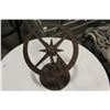 Image 2 : METAL SUNDIAL
